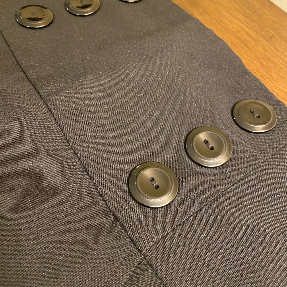 Black pencil skirt